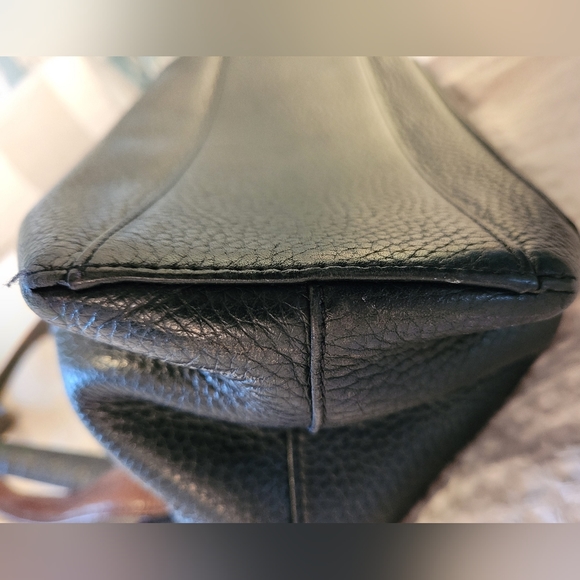 Vintage Brighton Pebbled Leather Shoulder Bag. Brown trim and hand1les. - Picture 9 of 13